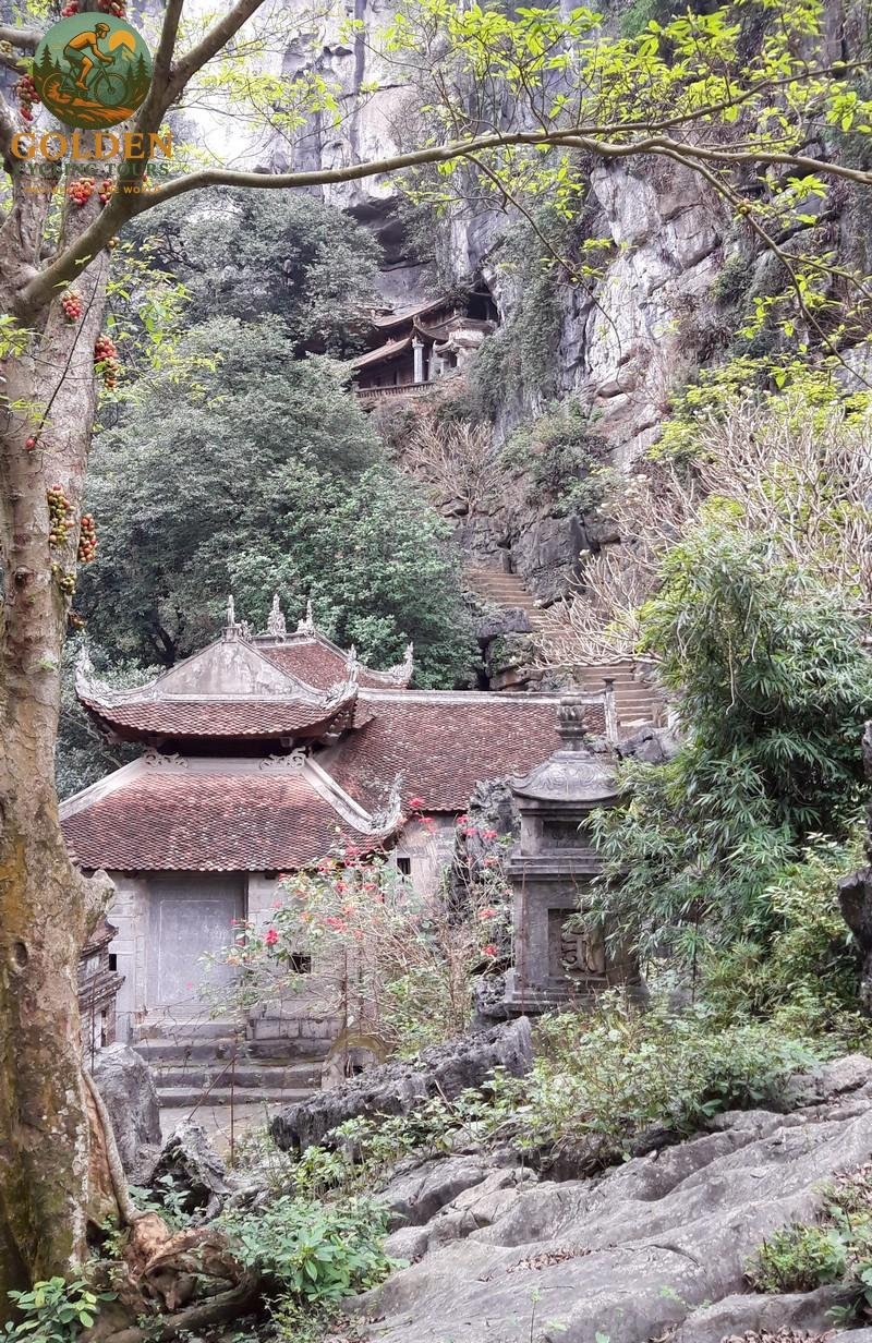 15 Days Hanoi to Hue Coastal Cycling Tour